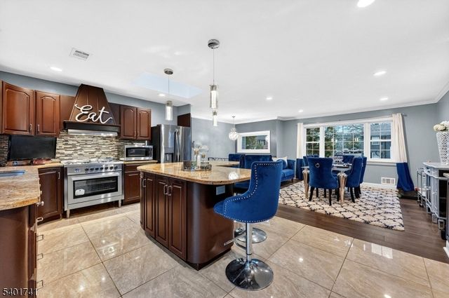 179 Phillips Rd, Franklin Twp., NJ 08873