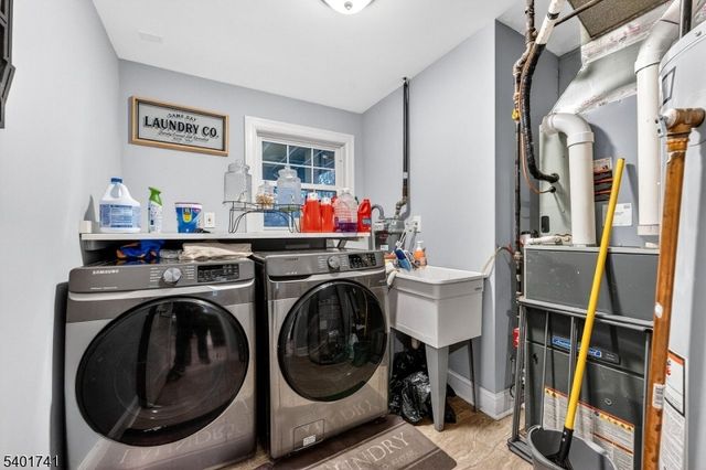 179 Phillips Rd, Franklin Twp., NJ 08873