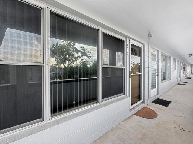 4300 58TH STREET N 1915, Kenneth City, FL 33709