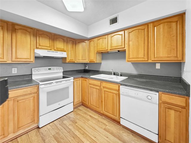 4300 58TH STREET N 1915, Kenneth City, FL 33709
