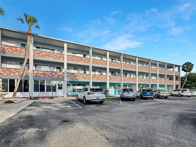 4300 58TH STREET N 1915, Kenneth City, FL 33709