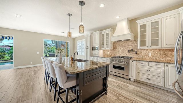 116 NEW BRITON COURT, Bradenton, FL 34212