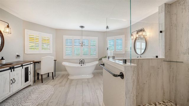 116 NEW BRITON COURT, Bradenton, FL 34212