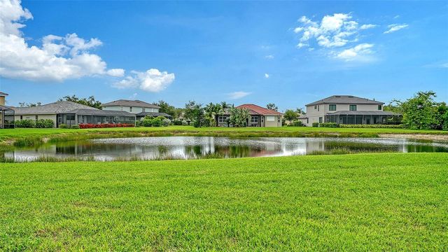 116 NEW BRITON COURT, Bradenton, FL 34212