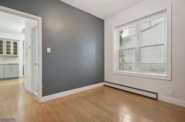 452 Avenue E 4, Bayonne City, NJ 07002