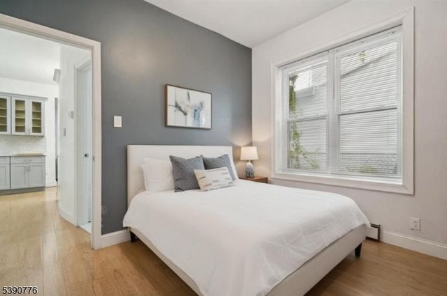 452 Avenue E 4, Bayonne City, NJ 07002