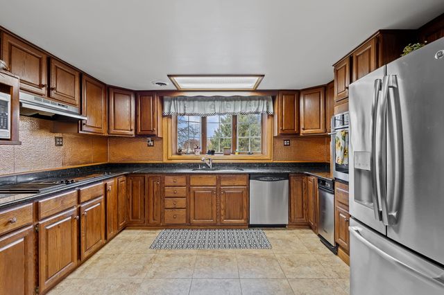 11356 N 500 W, Wheatfield, IN 46392