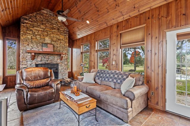 11356 N 500 W, Wheatfield, IN 46392