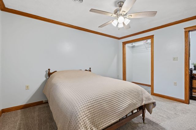 11356 N 500 W, Wheatfield, IN 46392