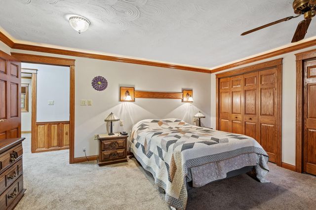 11356 N 500 W, Wheatfield, IN 46392