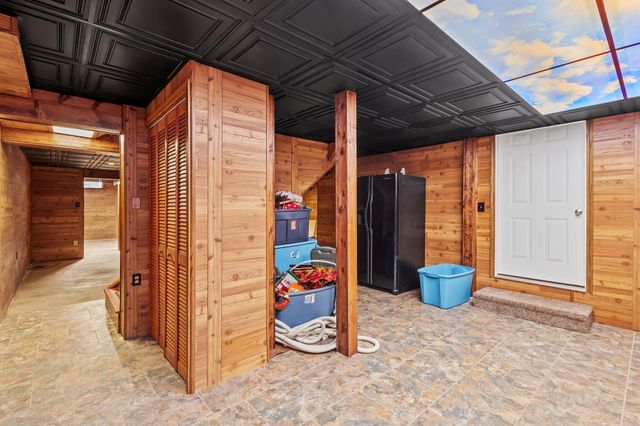 11356 N 500 W, Wheatfield, IN 46392