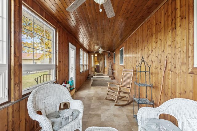 11356 N 500 W, Wheatfield, IN 46392