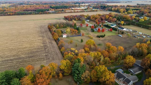 11356 N 500 W, Wheatfield, IN 46392