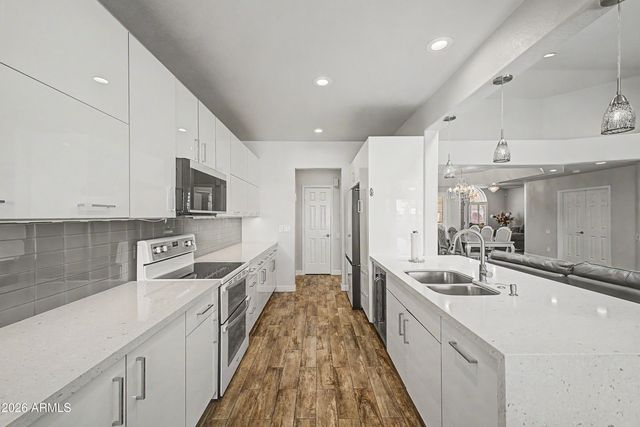 6217 W Monona Drive, Glendale, AZ 85308