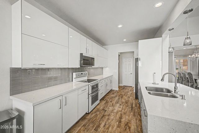 6217 W Monona Drive, Glendale, AZ 85308