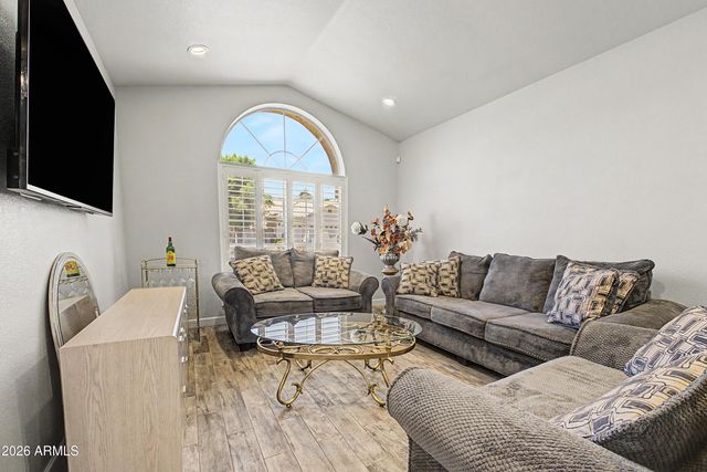 6217 W Monona Drive, Glendale, AZ 85308