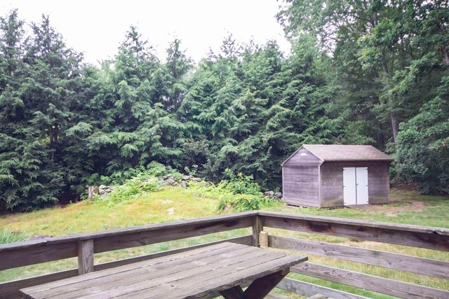 4 Woodbine Drive, Londonderry, NH 03053