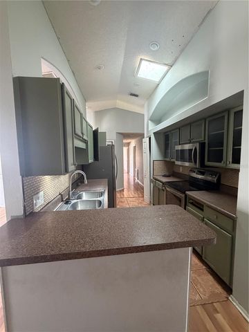 2604 SPRING HILL DR, Kissimmee, FL 34743