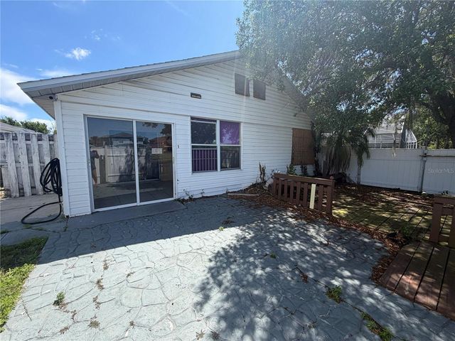 2604 SPRING HILL DR, Kissimmee, FL 34743