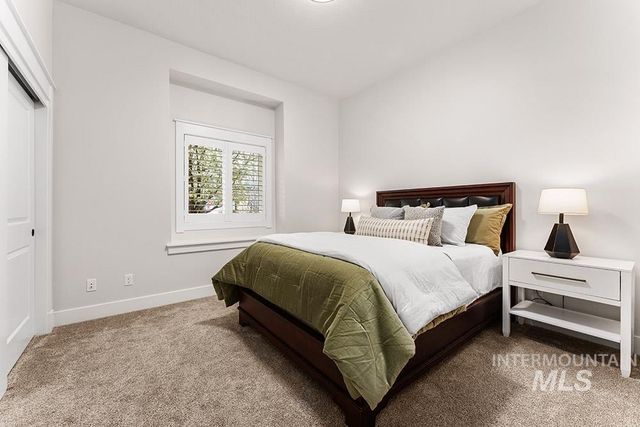 2515 N World Cup Way, Eagle, ID 83616