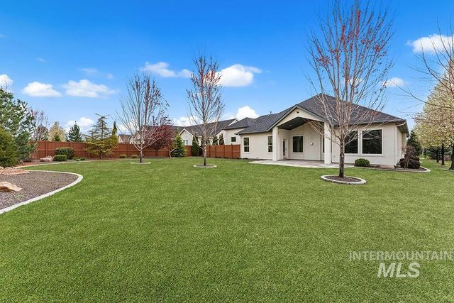 2515 N World Cup Way, Eagle, ID 83616