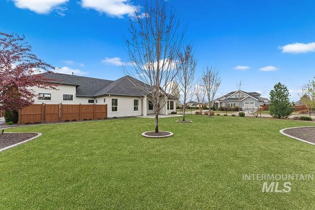 2515 N World Cup Way, Eagle, ID 83616