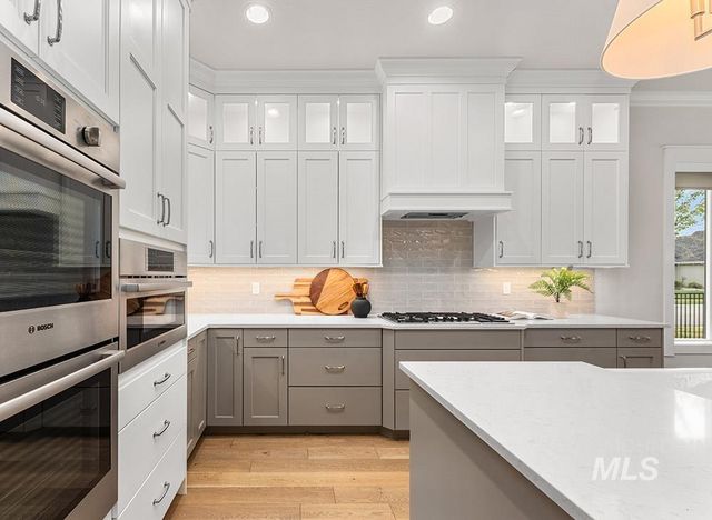 2515 N World Cup Way, Eagle, ID 83616