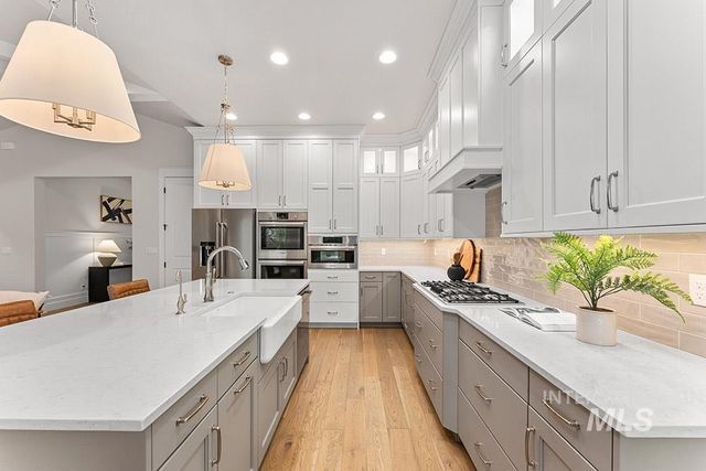 2515 N World Cup Way, Eagle, ID 83616