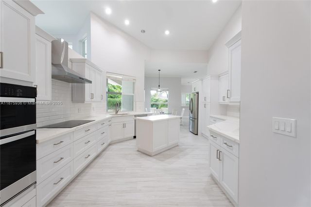 7440 SW 170th Ter, Palmetto Bay, FL 33157