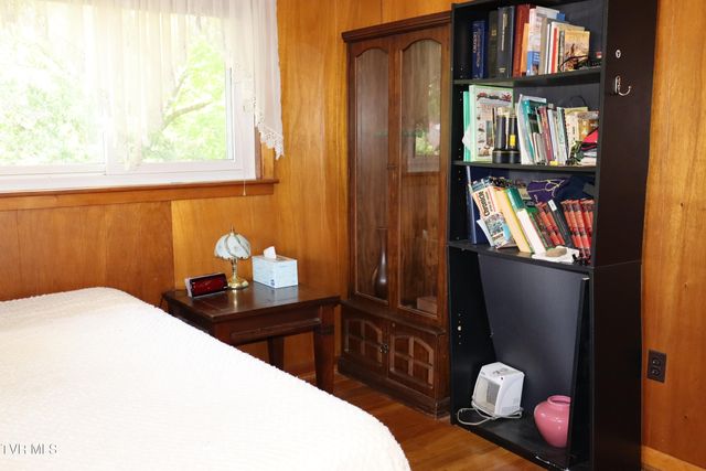 651 Shawnee Avenue, Big Stone Gap, VA 24219