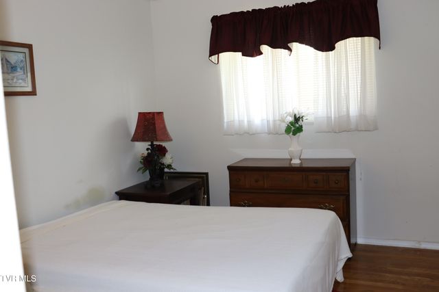 651 Shawnee Avenue, Big Stone Gap, VA 24219
