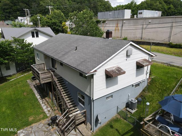 651 Shawnee Avenue, Big Stone Gap, VA 24219
