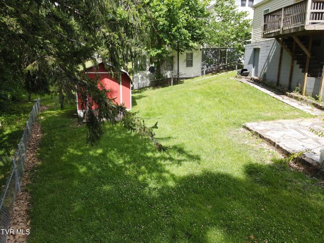 651 Shawnee Avenue, Big Stone Gap, VA 24219