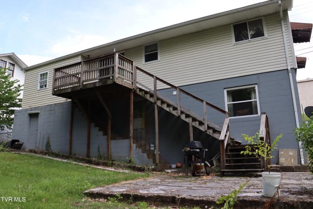 651 Shawnee Avenue, Big Stone Gap, VA 24219