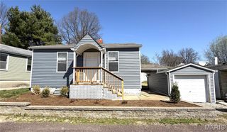 413 S 8th Street, Belleville, IL 62220