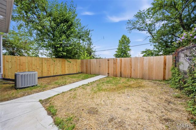 4319 Eichelberger Street, St Louis, MO 63116