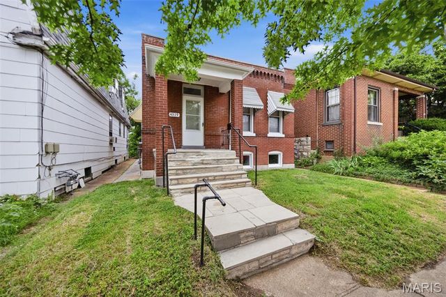 4319 Eichelberger Street, St Louis, MO 63116