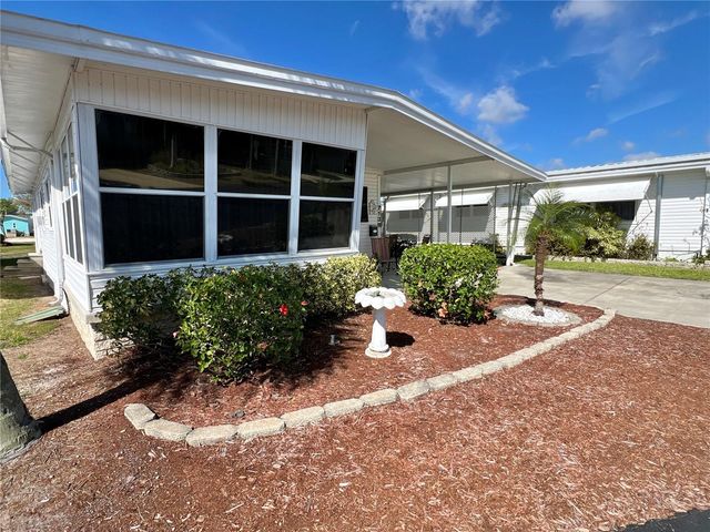 7138 MOUNT HAWTHORNE ROAD NE 586, St Petersburg, FL 33702