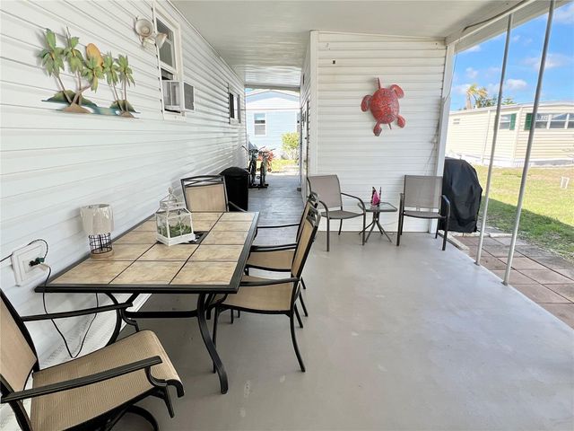 7138 MOUNT HAWTHORNE ROAD NE 586, St Petersburg, FL 33702