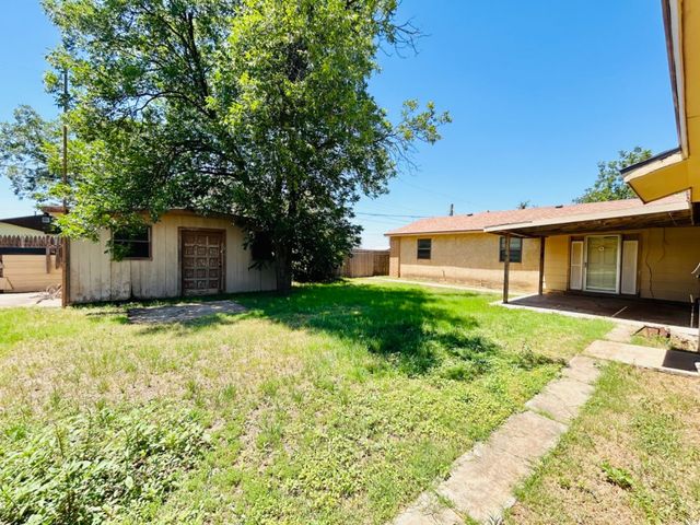 3412 E 18th Street, Lubbock, TX 79403