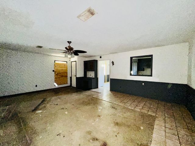 3412 E 18th Street, Lubbock, TX 79403