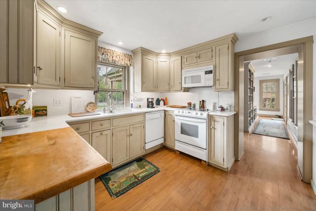 975 BRINTONS BRIDGE RD, West Chester, PA 19382