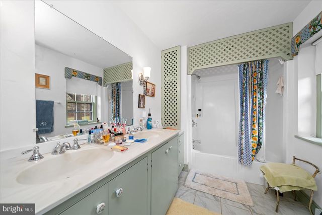 975 BRINTONS BRIDGE RD, West Chester, PA 19382