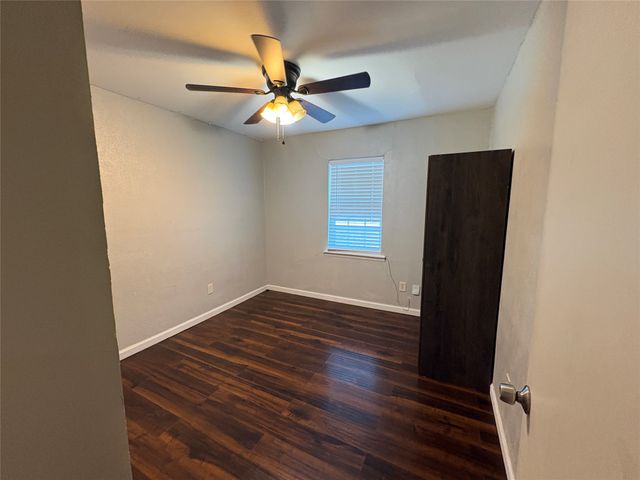 6907 Atha, Dallas, TX 75217