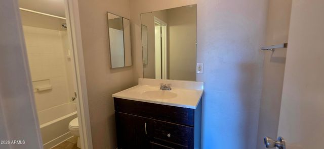 4466 W PALMAIRE Avenue, Glendale, AZ 85301