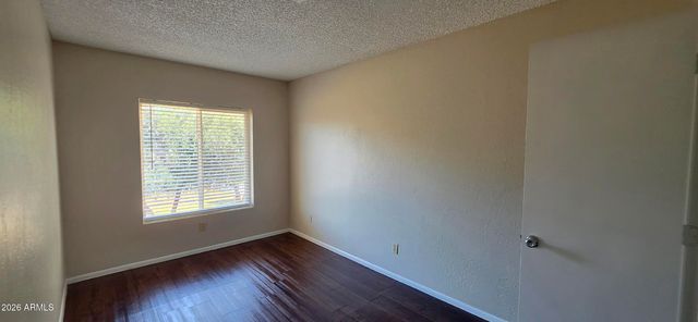 4466 W PALMAIRE Avenue, Glendale, AZ 85301