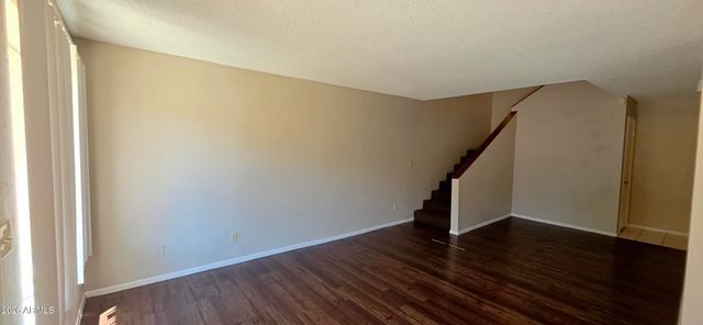 4466 W PALMAIRE Avenue, Glendale, AZ 85301