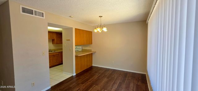 4466 W PALMAIRE Avenue, Glendale, AZ 85301