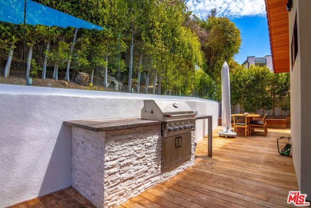 31851 Sea Level Drive, Malibu, CA 90265
