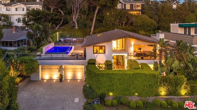 31851 Sea Level Drive, Malibu, CA 90265